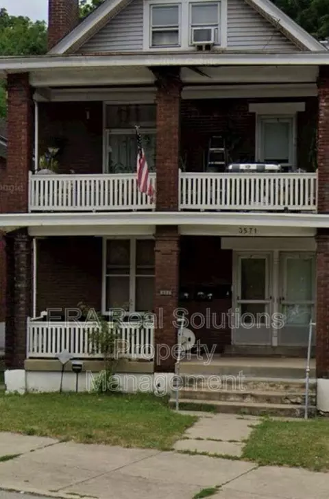 3571 Vine St #3, Cincinnati, OH 45220