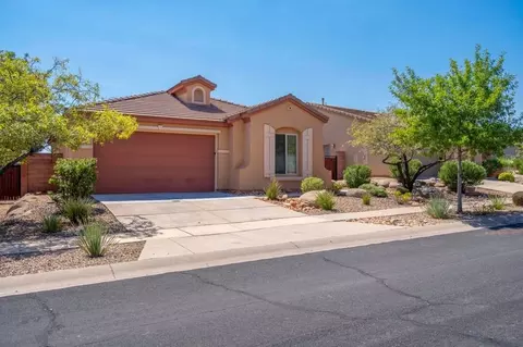 2744 E Slick Rock Rd, Washington, UT 84780