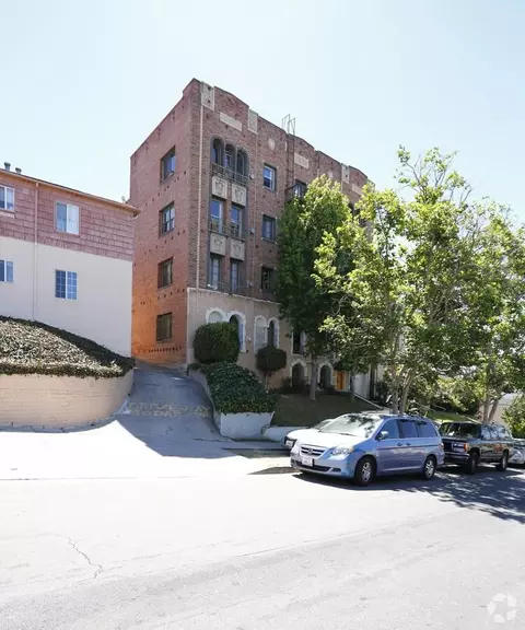 318 N Mariposa Ave #105, Los Angeles, CA 90004