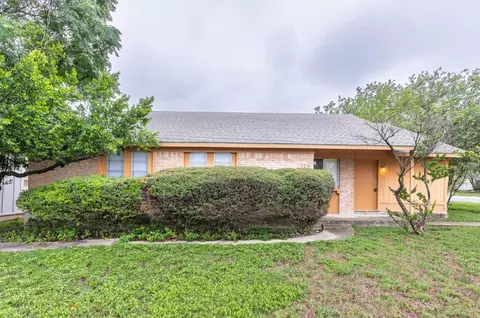 323 W William Cannon Dr, Austin, TX 78745