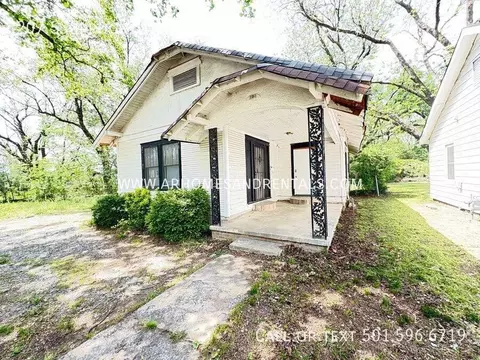 207 S Spruce St, North Little Rock, AR 72114