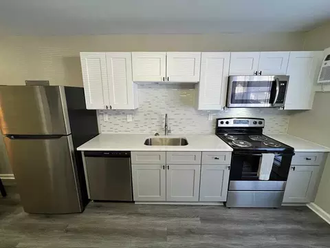 3910 Bowdens Ferry Rd, Norfolk, VA 23508
