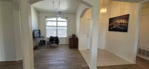 5200 Imperial Dr, Las Cruces, NM 88012