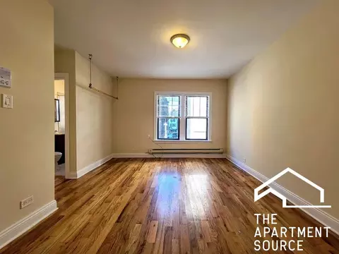 2844 N Orchard St #43, Chicago, IL 60657