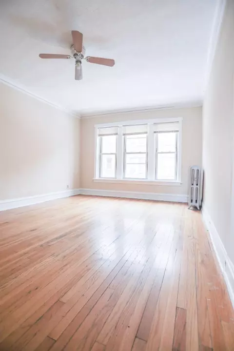 4037 W Melrose St #2, Chicago, IL 60641