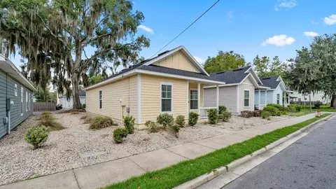 420 NW 1st St, Gainesville, FL 32601