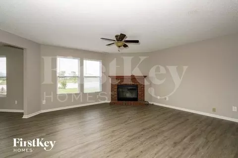 9469 W Lantern Ln, Pendleton, IN 46064 photo 3