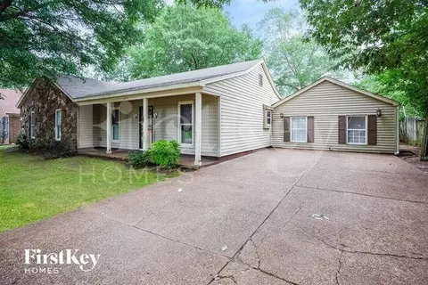 6311 Kingscrest Ln, Memphis, TN 38115