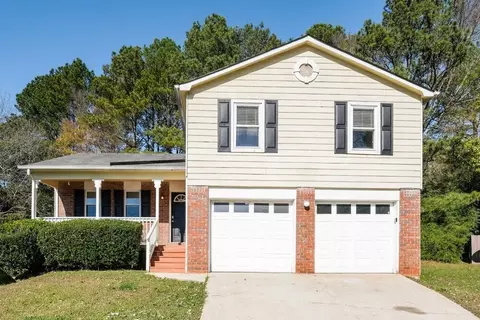 841 Arbor Ct, Stone Mountain, GA 30088