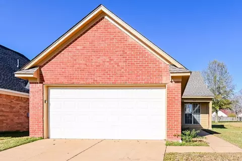 9144 Kaitlyn Dr S, Walls, MS 38680