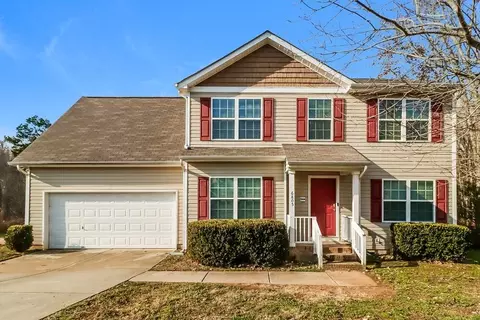 6805 Fawn View Dr, Charlotte, NC 28216