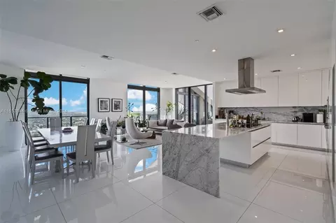 Undisclosed, Miami, FL 33130