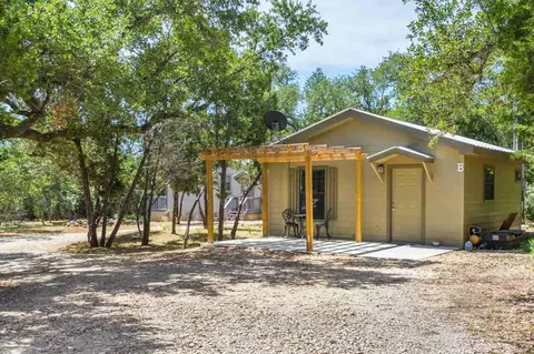 2090 Dara Ln #B, San Marcos, TX 78666