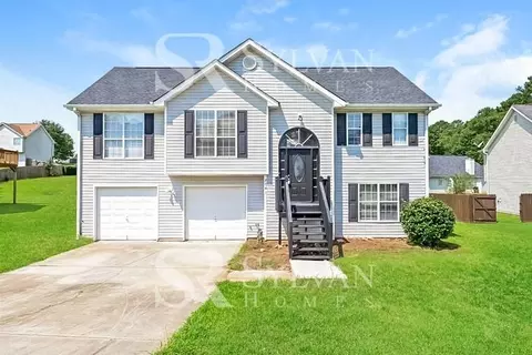 7041 Regency Ln, Mcdonough, GA 30253