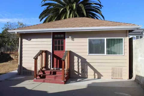 222 12 E California Ave, Vista, CA 92084