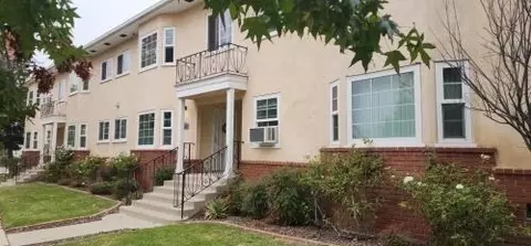5671 San Vicente Blvd #1X1, Los Angeles, CA 90019