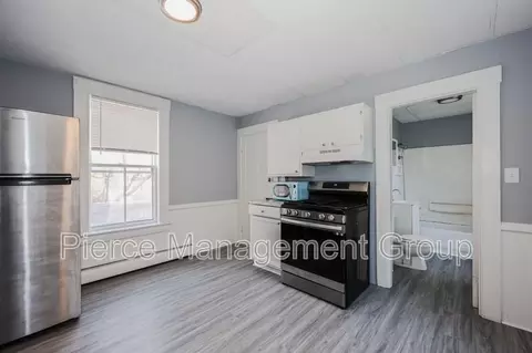 108 Bridge St #2W, Manchester, NH 03101