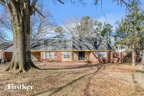 3003 E Glengarry Rd, Memphis, TN 38128
