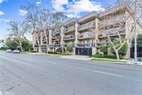 1061 Park Ave, Long Beach, CA 90804