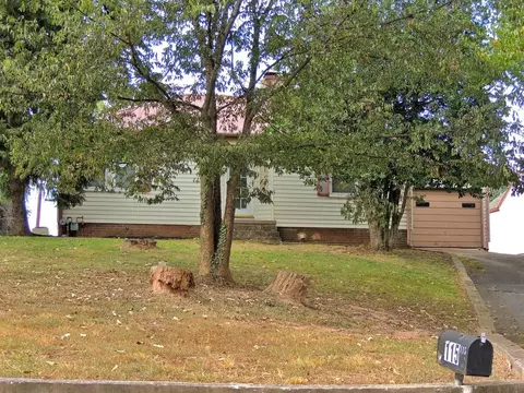 115 Park Dr, Maryville, TN 37804