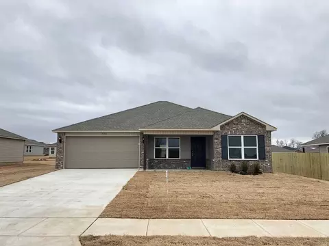 602 W Pittsfield, Siloam Springs, AR 72761