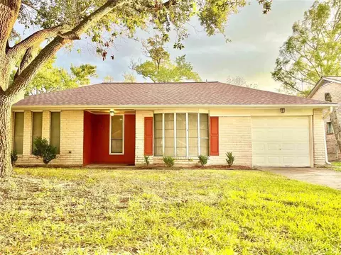 4911 Glenridge Ln, Houston, TX 77053