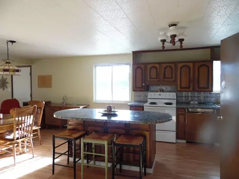 211 12 N Huron Rd, Au Gres, MI 48703 photo 5