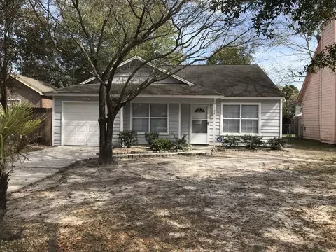 102 S Quail Xing, Savannah, GA 31419