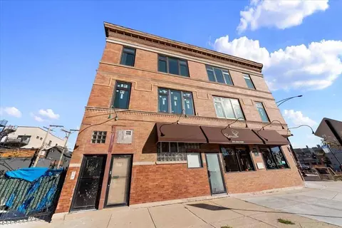 2171 N Milwaukee Ave #2, Chicago, IL 60647