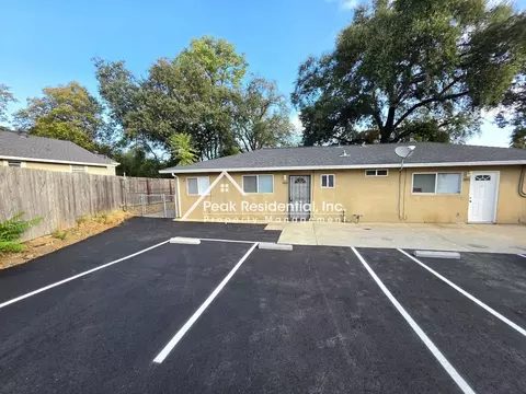 5912 Del Campo Ln, Carmichael, CA 95608