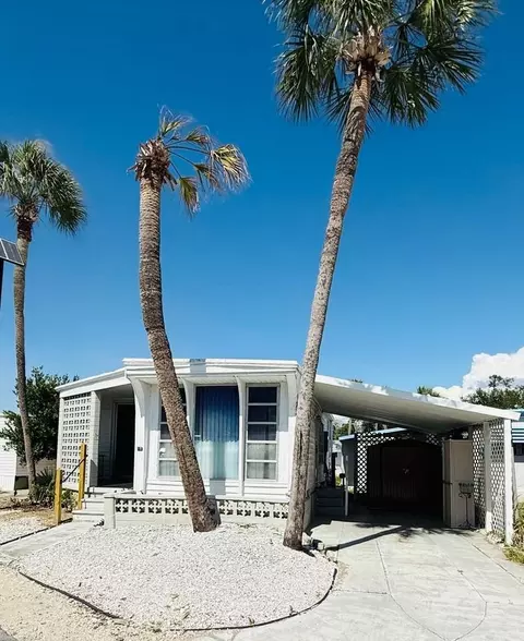 4851 W Gandy Blvd #L15, Tampa, FL 33611