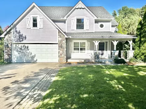 339 Hunters Trl, Ann Arbor, MI 48103