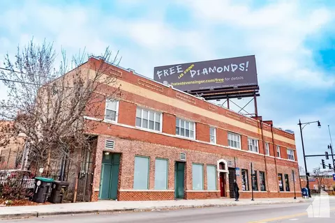 3906 W Belmont Ave #1, Chicago, IL 60618
