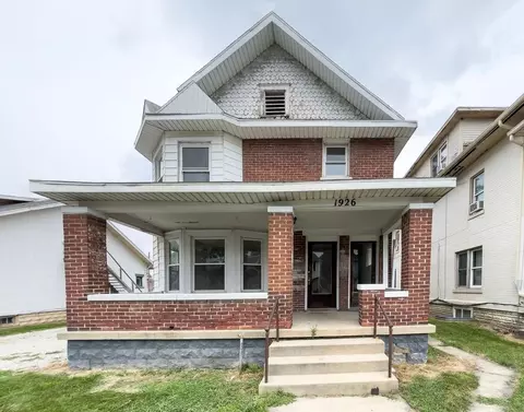 1926 W Jackson St, Muncie, IN 47303