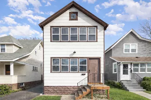 447 Banfil St, Saint Paul, MN 55102