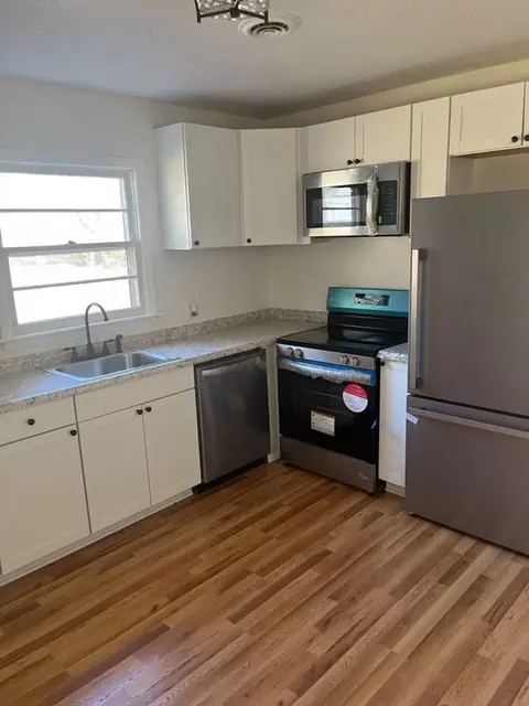 1115 Oakwood Dr, Belmont, NC 28012