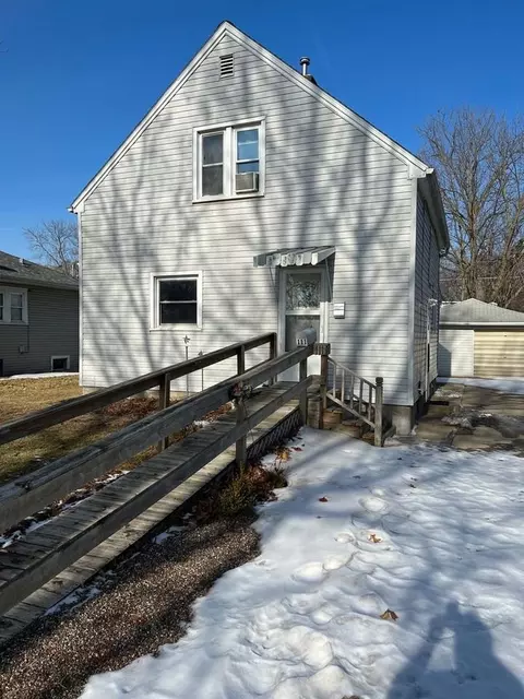 111 French St, Waterloo, IA 50703