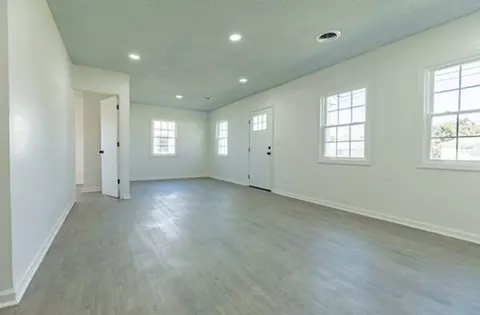 3111 Azalea Dr, North Charleston, SC 29405