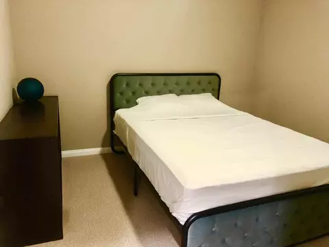 8729 Arizona Poppy Ave, Las Vegas, NV 89117