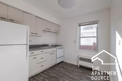 6705 N California Ave #2S, Chicago, IL 60645