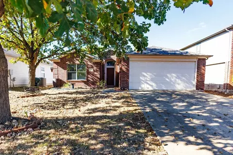 196 Spruce Dr, Kyle, TX 78640