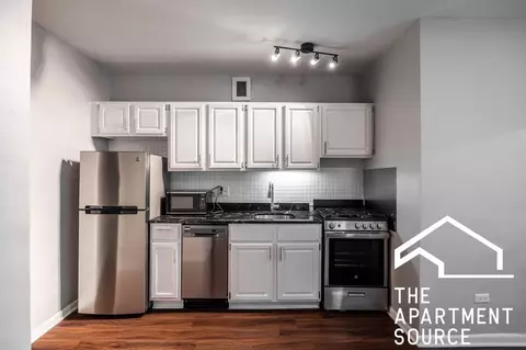1140 N La Salle Dr #815, Chicago, IL 60610