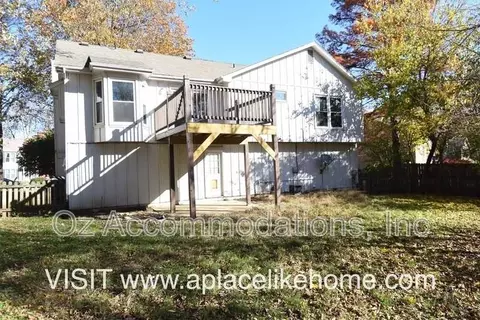 15813 N Water St, Olathe, KS 66061
