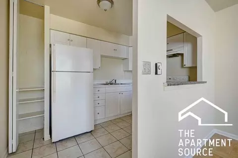 1446 N Dearborn St #D4, Chicago, IL 60610