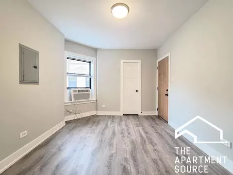 4295 W Belden Ave #B106, Chicago, IL 60647
