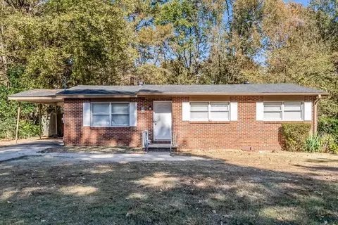 316 13th Ter NW, Center Point, AL 35215