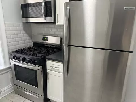 125 Corbin Ave #204, Jersey City, NJ 07306