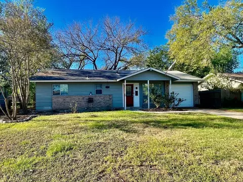 312 Magnolia St, San Marcos, TX 78666