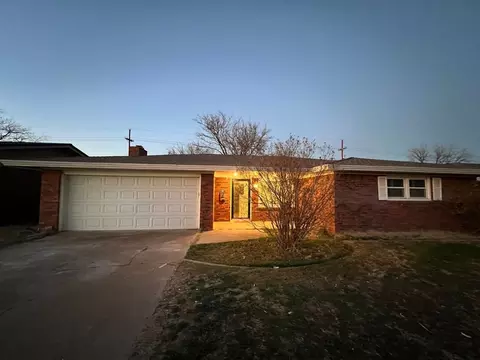 5210 7th St, Lubbock, TX 79416
