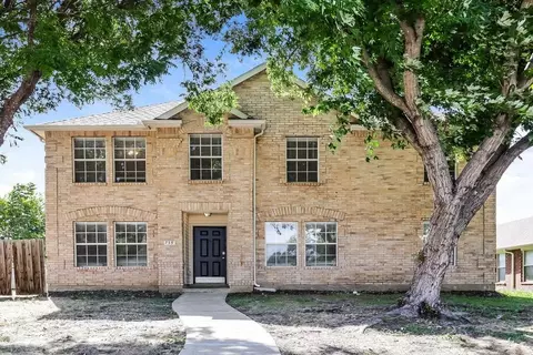 735 Cedarwood Dr, Cedar Hill, TX 75104